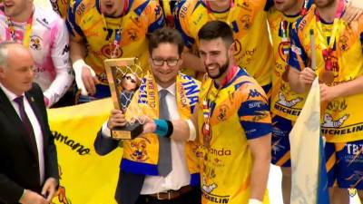 Tubos Aranda Villa de Aranda asciende a la Liga Asobal. Burgos jugará la promoción con Cangas