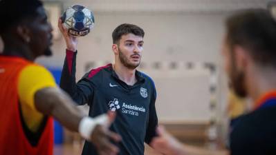 Juan Palomino es la novedad en la convocatoria del Barça ante Magdeburgo