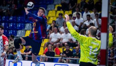 El Barça cumple, Bidasoa se mantiene colíder y Ledo salva a Dicorpebal Logroño
