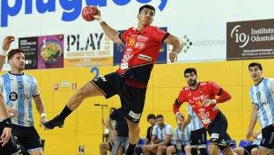 Javi Rodriguez se reincorpora a la convocatoria de España y jugará contra Japón