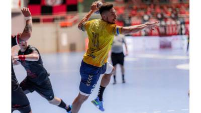 Alex Dujshebaev, tres meses de baja por una lesión muscular