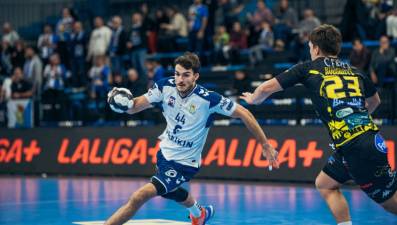 La visita de Bidasoa a Granollers y el derbi castellanoleonés, claves en la zona alta de Asobal