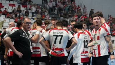 Fertiberia Puerto Sagunto jugará la final por el ascenso tras superar a Anaitasuna