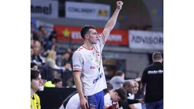 Fraikin Granollers se coloca segundo tras el tropiezo de Bathco Torrelavega