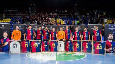 El Barça despide a varias leyendas en la celebración del título en Palau