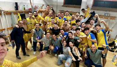 Recoletas Atletico Valladolid sigue líder y Caserio Ciudad Real invicto