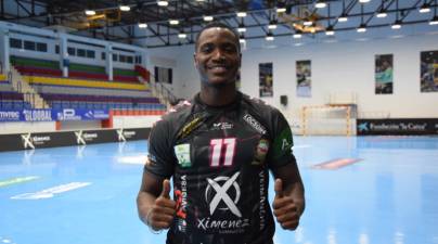 Angel Ximenez Puente Genil ficha al angoleño Ruben Gonçalves Ledi