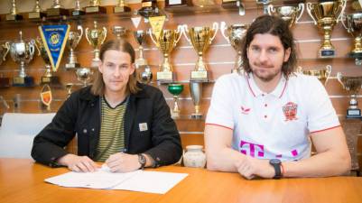 Bjarki Mar Elisson jugará en Telekom Veszprem las dos próximas temporadas