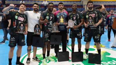 Angel Ximenez Puente Genil confirma seis bajas para la 25/26