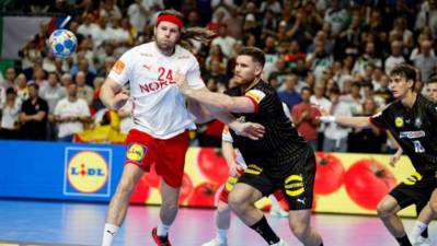 Mikkel Hansen supera a Karabatic y es el maximo goleador de la historia de los Europeos