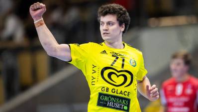 Elias Ellefsen a Skipagotu ficha por el THW Kiel para la 23/24