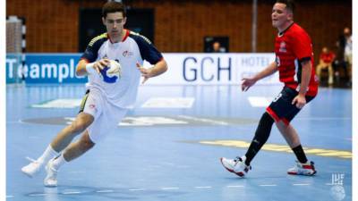 Portugal, primer 'match ball' para España en el Mundial junior 2023