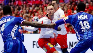 Dinamarca se lleva la gran batalla ante Francia y respira