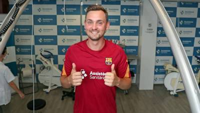 El Barcelona hace oficial el fichaje de Hampus Wanne hasta 2025