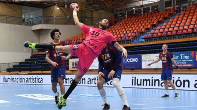 Iker Serrano ficha por BM Benidorm para la 21/22
