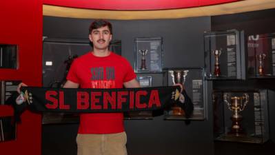 Joao Bandeira se reincorporará al Benfica y renueva hasta 2030