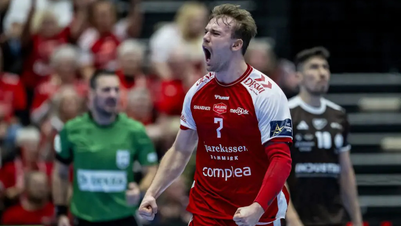 Thomas Arnoldsen y Mads Hoxer, las grandes estrellas del Aalborg Handbold