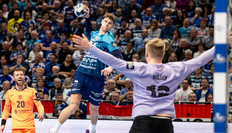 El Barça apaliza al Pick Szeged y logra el pase a cuartos de final en EHF Champìons League